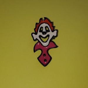Harlequin vintage pin